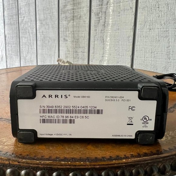 Arris touchstone Model:SB6183 cable modem - Picture 3 of 3
